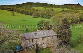 Trequanda (Siena) — Tuscany — Farm/Agricultural Land for sale for 1,630,000 €