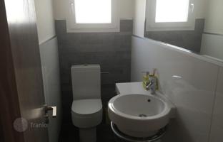 3-bedroom apartment 186 m² in Germasogeia for 750,000 €