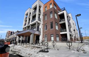 4-bedroom apartment in York for C$989,000
