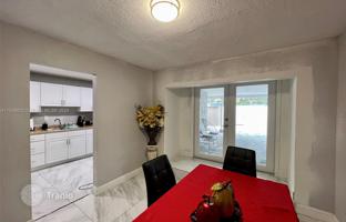 2-bedroom house 164 m² in Hialeah for $445,000