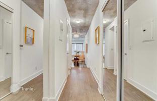 1-bedroom apartment in Wellington Street West for C$1,119,000