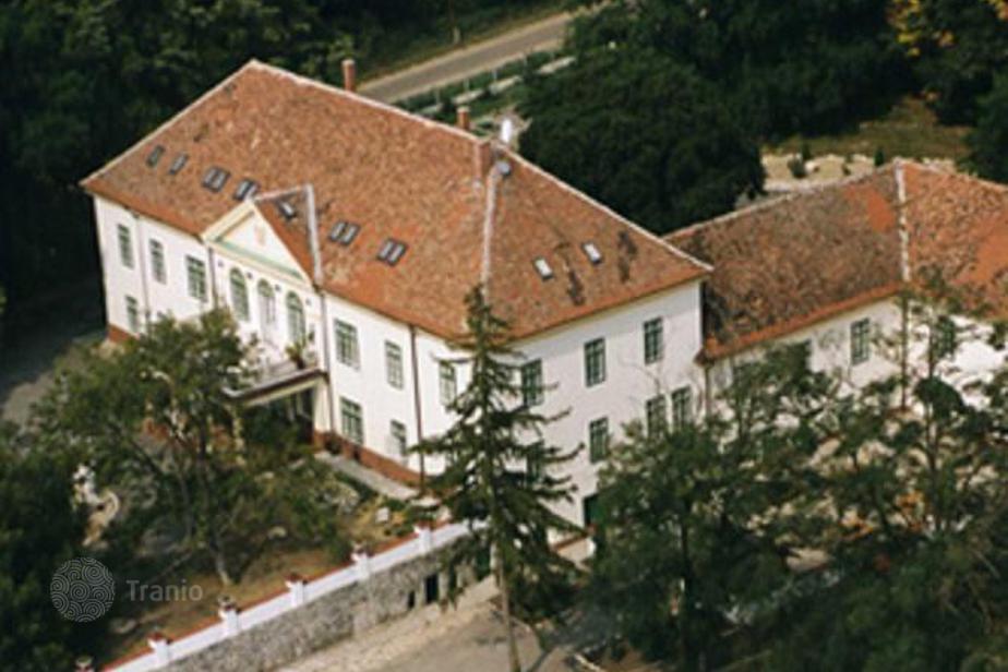 Hotel for sale in Lake Balaton, Hungary — listing 1670446