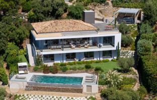 5-bedroom villa in Sainte-Maxime for 5,460,000 €