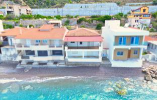 Ancient villa right on the sea in Corinthia, Peloponnese, Greece for 260,000 €