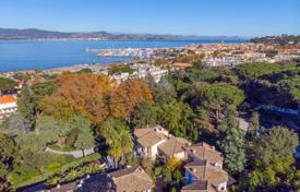 Detached house – Saint-Tropez, Côte d'Azur (French Riviera), France for 1,250,000 €
