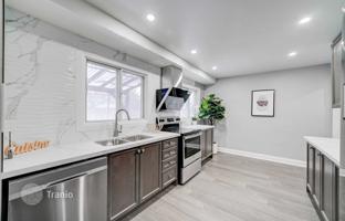 12-bedroom house in North York for C$2,318,000