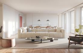 Comfortable apartment with a balcony in a prestigious area, Porto, Portugal for 350,000 €