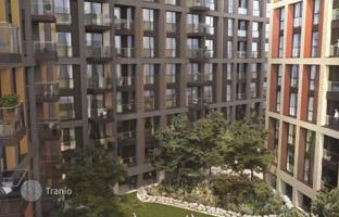 One-bedroom apartment in an exclusive residence with a gym, Nine Elms, London, UK for £659,000