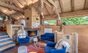 Newly renovated duplex chalet in Meribel, Alps, France for 1,575,000 €