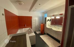 6-bedroom house 478 m² in Zadar for 599,000 €