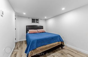 18-bedroom house in York for C$2,330,000