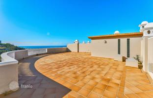 2-bedroom penthouse 237 m² in Los Gigantes for 750,000 €