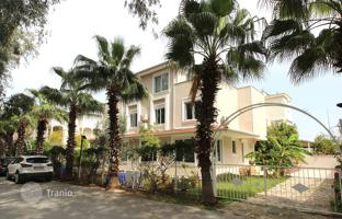 6-bedroom villa 440 m² in Kadriye for 27,107,000 TRY