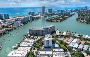 1-bedroom apartments in condo 74 m² in Miami Beach for $330,000