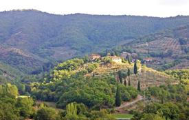Italy real estate. Hotel for sale in Tuscany for 1,980,000 €