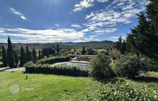 8-bedroom villa 355 m² in Montecatini Val di Cecina for 1,175,000 €