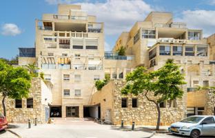 5-bedroom apartment 110 m² in Jerusalem for $1,187,000