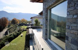 4-bedroom villa 300 m² in Griante for 4,400,000 €