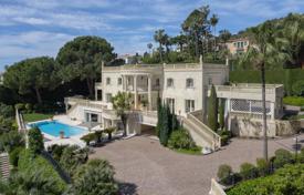 Detached house – Vallauris, Côte d'Azur (French Riviera), France for 14,800,000 €