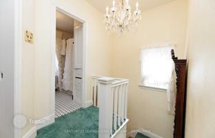 8-bedroom house in East York for C$1,277,000