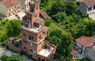7-bedroom castle in Alessandria. Price on request