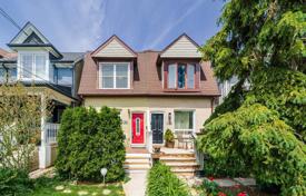 Terraced house – East York, Toronto, Ontario,  Canada for C$926,000