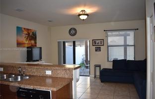 3-bedroom house 144 m² in Hialeah for $579,000