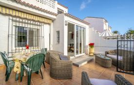 Two-storey ”turnkey“ townhouse in Torrevieja, Alicante, Spain for 135,000 €