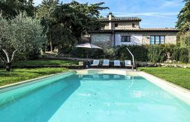 Two-storey stone house with a pool and a garden in Roccastrada, Tuscany, Italy for 680,000 €