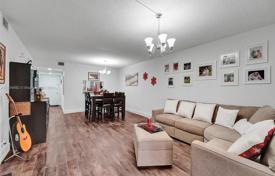 Condo – Pembroke Pines, Broward, Florida,  USA for $299,000