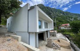 Townhome – Risan, Kotor, Montenegro for 180,000 €