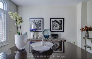 9-bedroom townhouse in Etobicoke for C$1,689,000