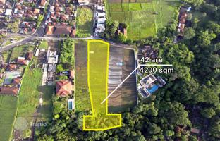 Land plot 4,200 m² in Kediri for $613,000
