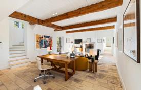 6-bedrooms villa in Gordes, France for 6,500 € per week