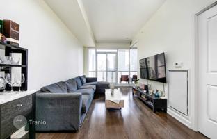 4-bedroom apartment in The Esplanade for C$1,022,000