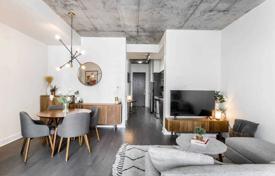 Apartment – Adelaide Street West, Old Toronto, Toronto,  Ontario,   Canada for C$782,000