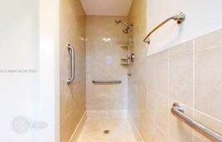 5-bedroom house 306 m² in Hollywood for $1,397,000