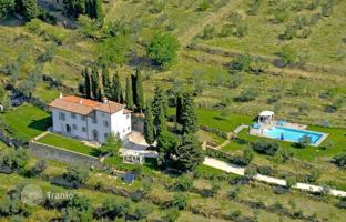 4-bedroom villa in Pian di Scò for 1,495,000 €