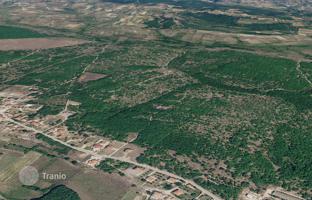 Land plot 64,249 m² in Zadar County for 642,000 €
