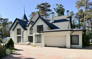 9-room house 638 m² in Jurmala for 1,800,000 €
