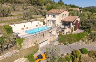 4-bedroom villa in Tourrettes-sur-Loup for 1,090,000 €