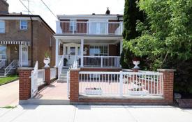 Terraced house – York, Toronto, Ontario,  Canada for C$1,493,000