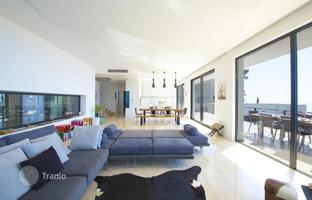 6-bedroom villa 250 m² in Fethiye for 113,165,000 TRY