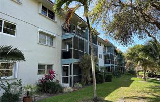 2-bedroom apartments in condo 91 m² in Fort Lauderdale for $290,000