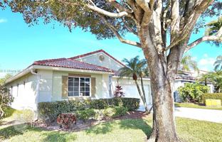 3-bedroom house 185 m² in Deerfield Beach for $550,000