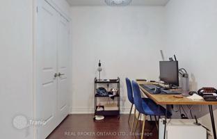 5-bedroom apartment in Old Toronto for C$785,000