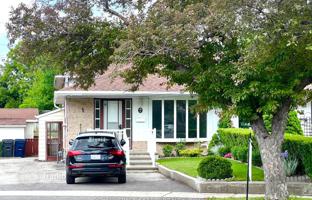 9-bedroom townhouse in Scarborough for C$1,167,000