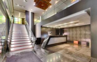 2-bedroom apartment in Victoria Street for C$949,000