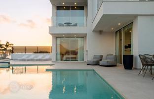 3-bedroom villa 364 m² in Costa Adeje for 2,040,000 €