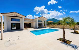New house with a swimming pool, a barbecue area and a parking just 500 m from the sea, Kyparissia, Peloponnese, Greece for 540,000 €